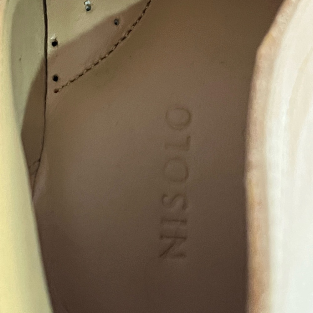 Nisolo Mia  Everyday Ankle Bootie. Women’s size 6.5 Color Almond. - Picture 6 of 16